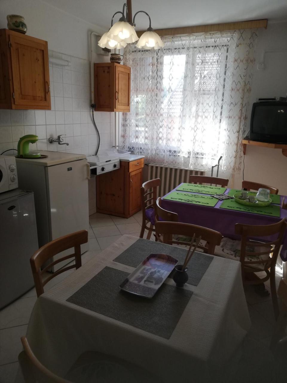 Szekely Szallas Gyula Exteriér fotografie